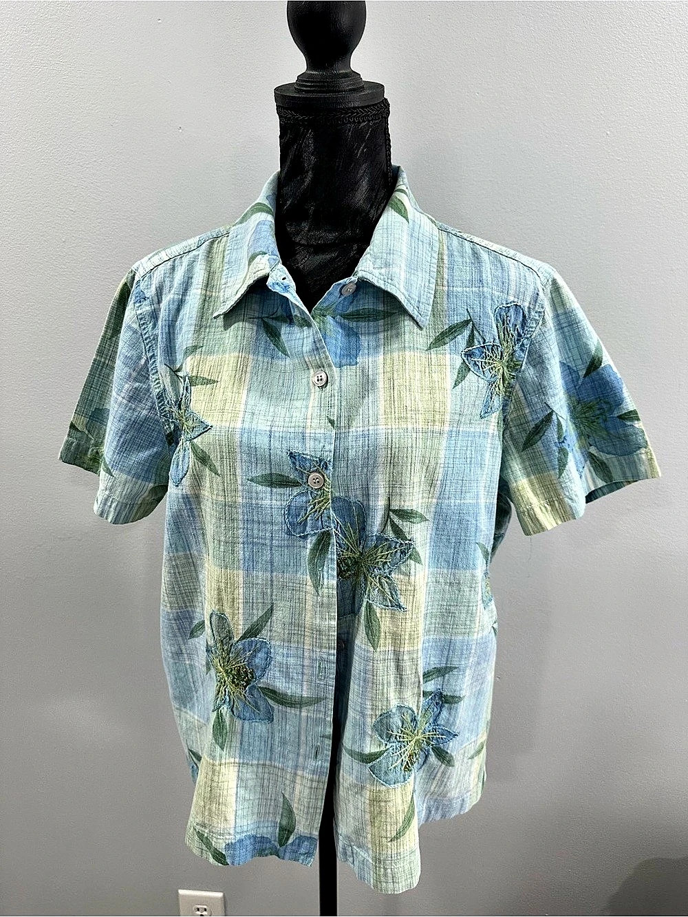 Lemon Grass Floral Plaid Cotton Shirt Size L Like New